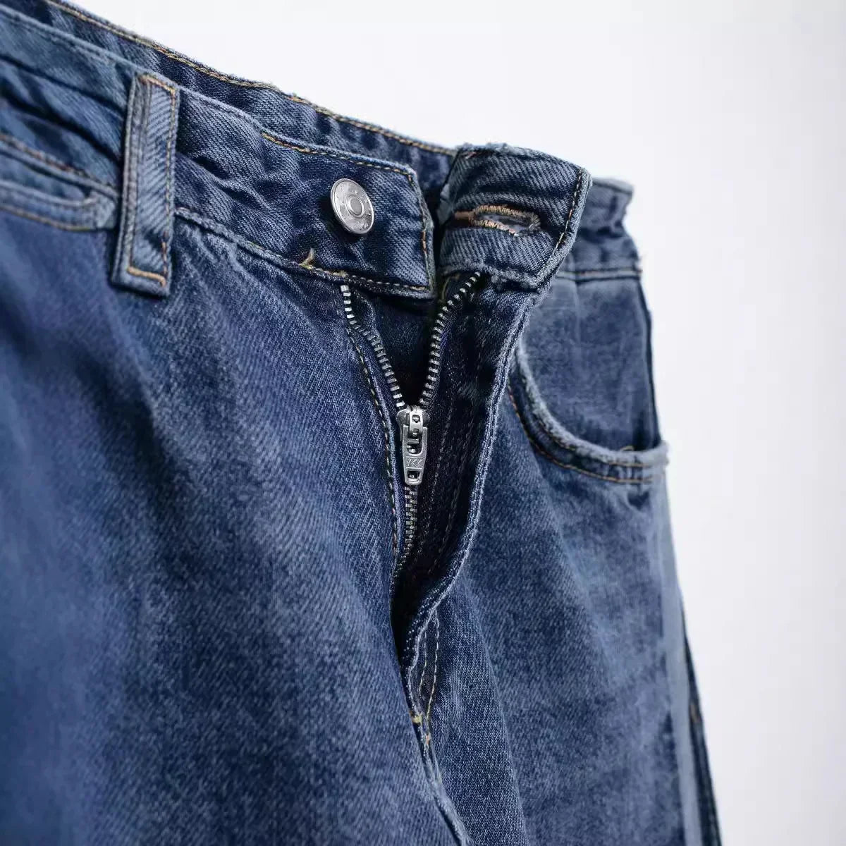 Sisu™ | Jeans with Extended Sides